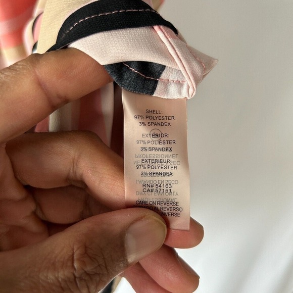 Tommy Hilfiger Women's Striped Pleated-Neck Sleevless Blouse Size Large - Picture 10 of 10